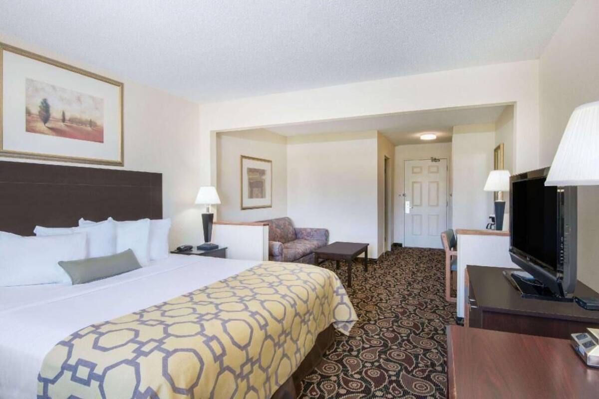 In-room safe, desk, blackout drapes, iron/ironing board