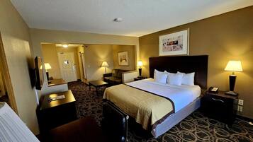 Studiosuite, 1 King-Bett, Nichtraucher | Zimmersafe, Schreibtisch, Verdunkelungsvorhänge, Bügeleisen/Bügelbrett