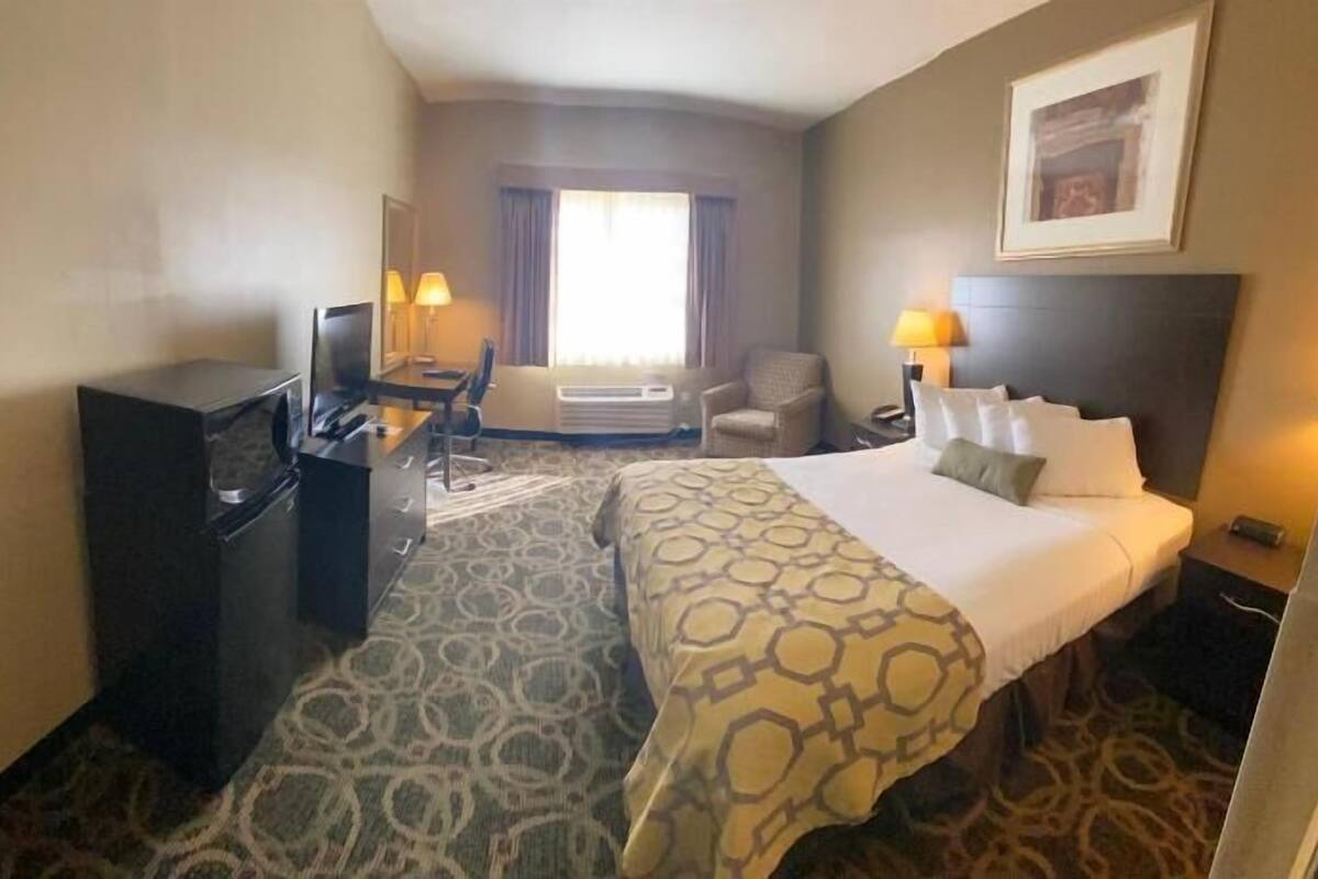 In-room safe, desk, blackout drapes, iron/ironing board