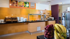 Bao gồm bữa sáng buffet hàng ngày