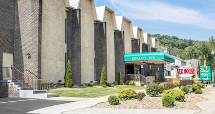 Quality Inn & Conference Center Franklin Downtown