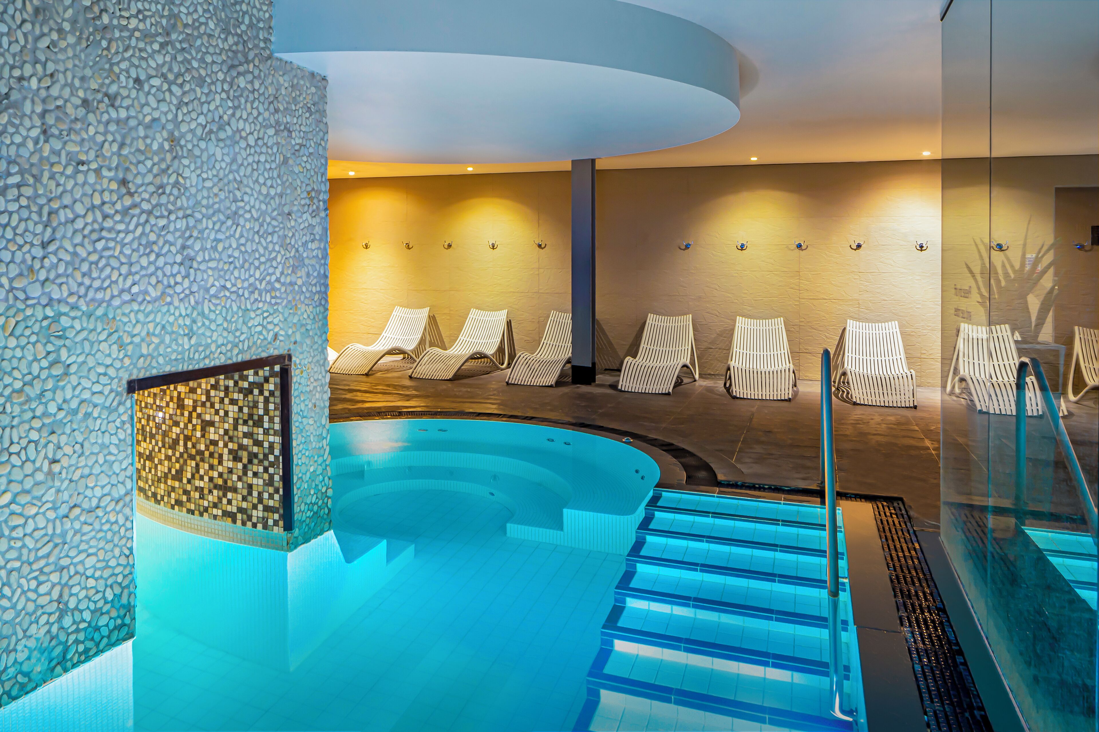 Body treatments, deep-tissue massages, facials, 3 treatment rooms