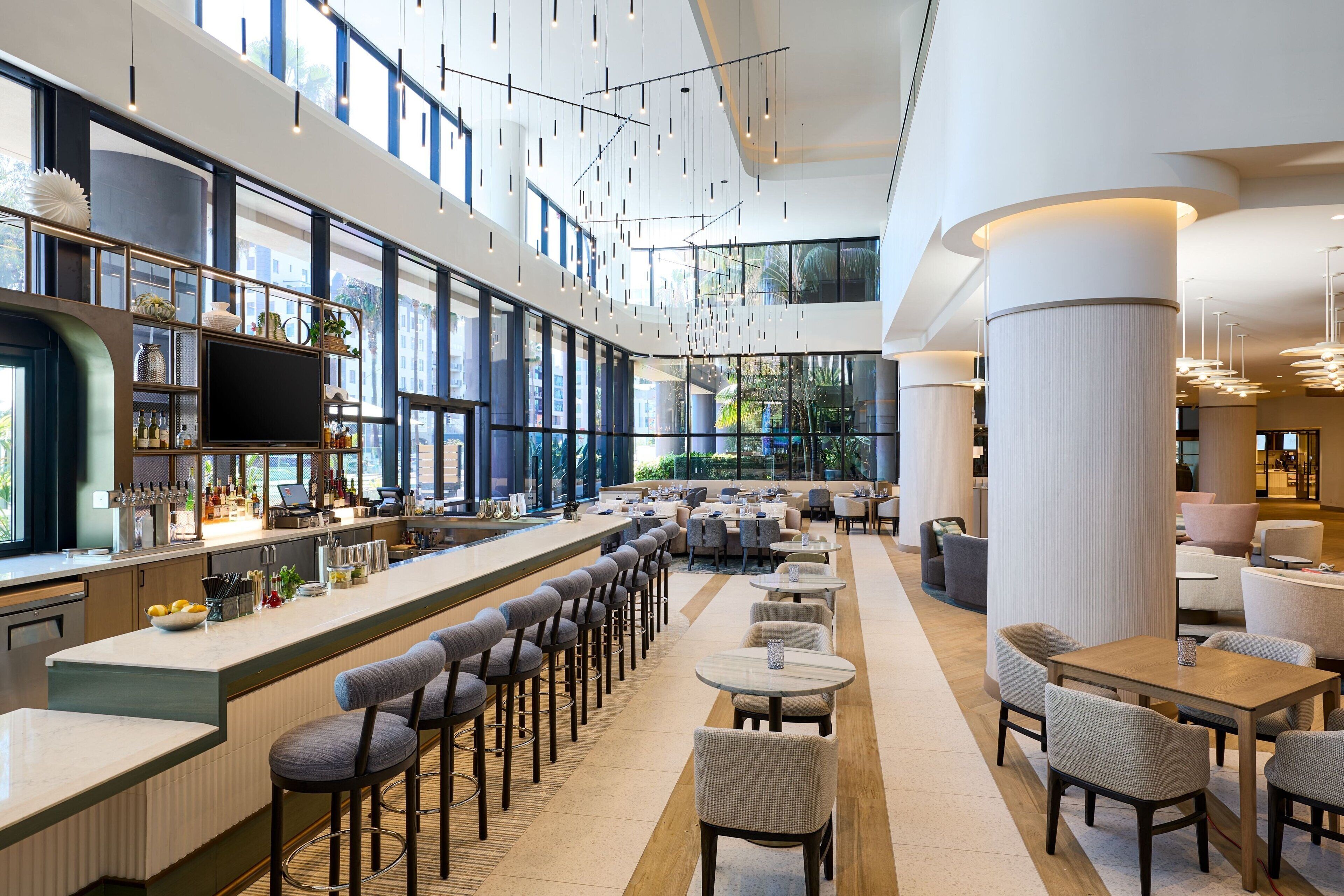 Breakfast, lunch, dinner served; Californian cuisine 