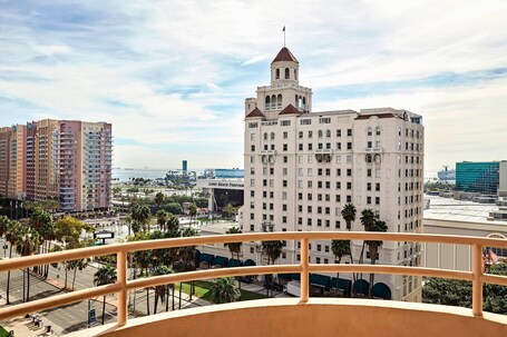 Marriott Long Beach Downtown - view 3