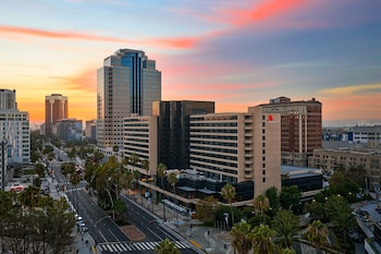 Hotel Exterior at Marriott Long Beach Downtown