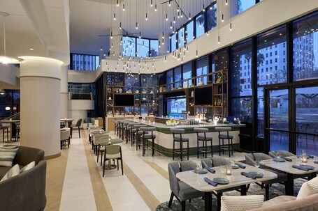 Marriott Long Beach Downtown – Affordable hotel in Long Beach