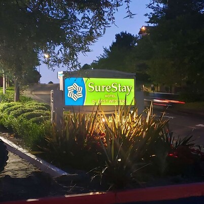 SureStay Hotel by Best Western Vallejo Napa Valley