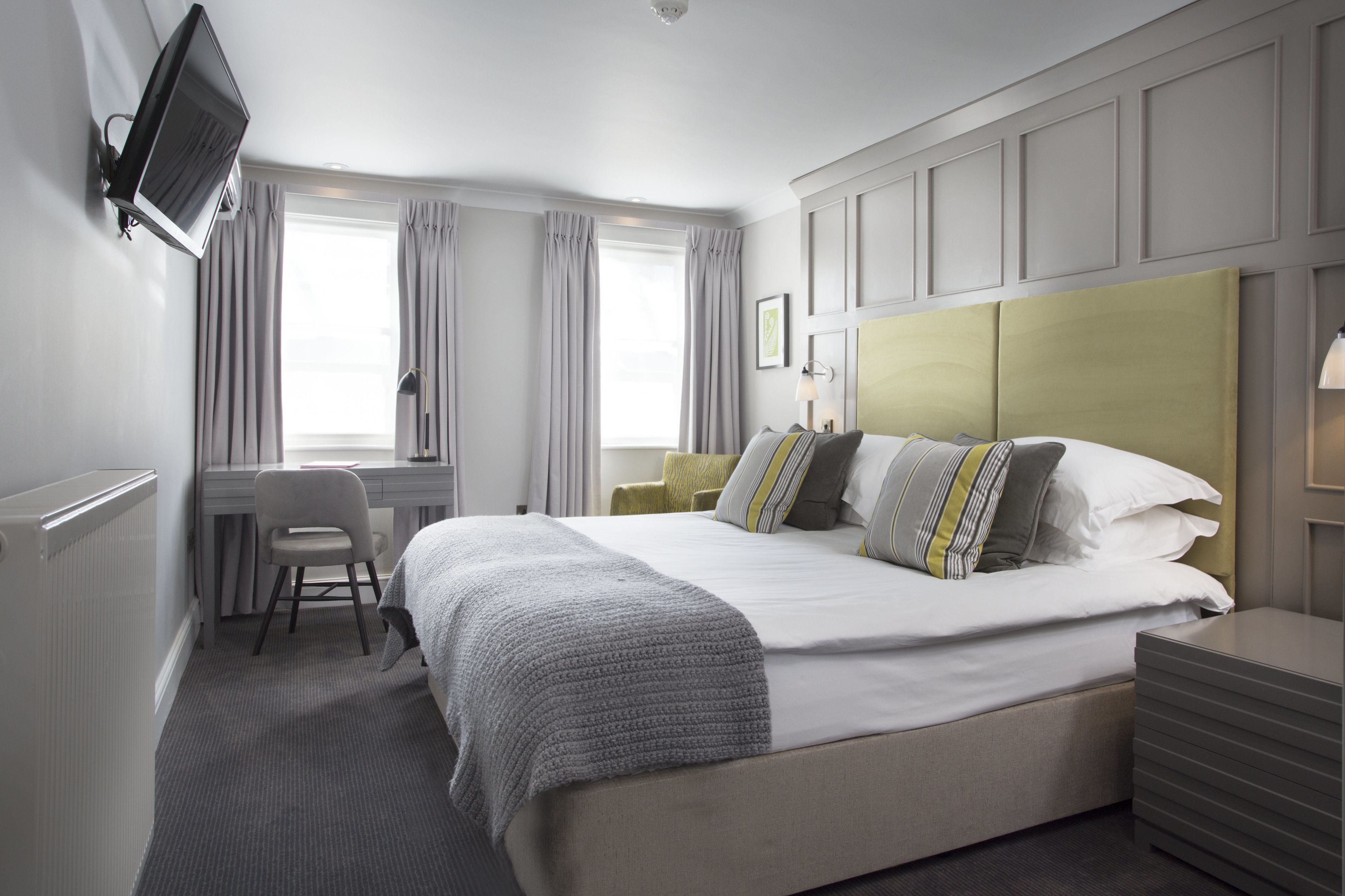 高级双人房或双床房 ( Zip) | 办公桌、熨斗/熨板、免费 WiFi、床单