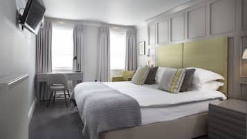 Superior Double or Twin Room ( Zip) | Desk, iron/ironing board, free WiFi, bed sheets