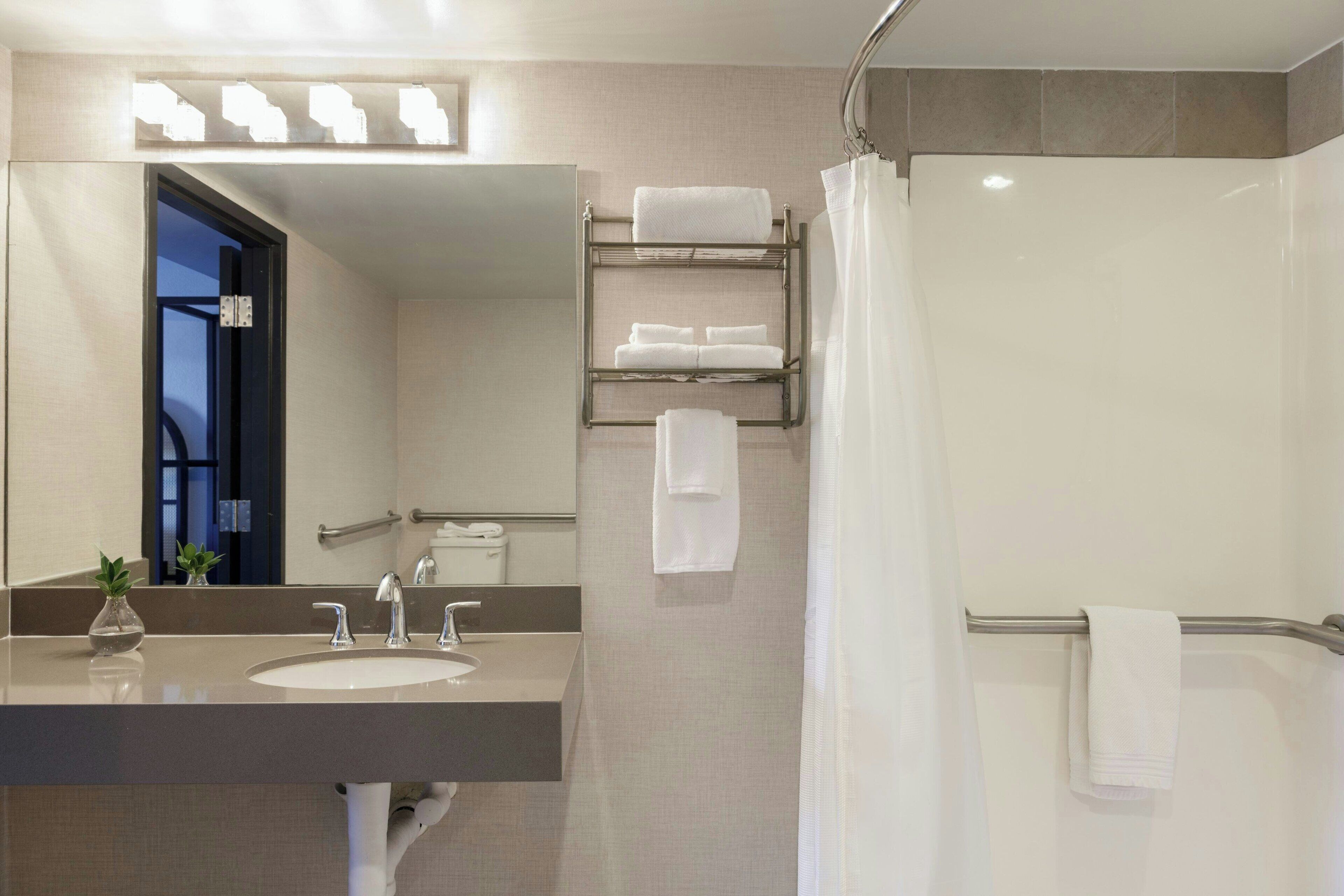 combined shower/bathtub, free toiletries, hair dryer, bathrobes