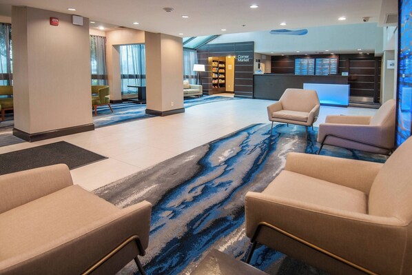Lobby lounge - Fairfield Inn & Suites Dallas DFW Airport South/Irving (Irving)