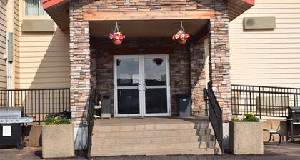 Regency Inn And Suites