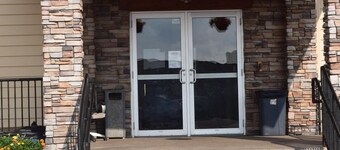 Regency Inn And Suites