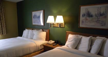 New Victorian Inn and Suites