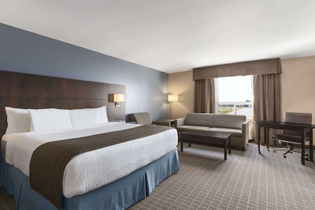 Standard Room, 1 King Bed, Non Smoking. Days Inn by Wyndham Stephenville