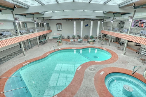 Quality Inn & Suites Green Bay Downtown