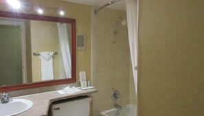Vòi sen/bồn tắm kết hợp, đồ dùng nhà tắm thân thiện với môi trường 