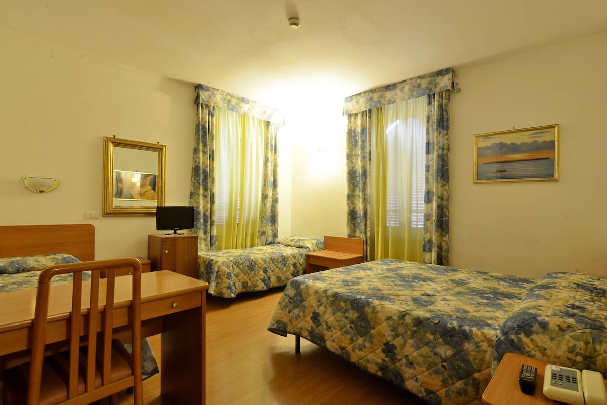 Minibar, in-room safe, free cots/infant beds, free WiFi