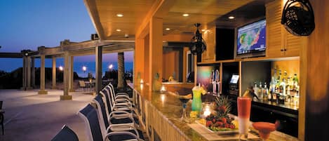 Ocean views, serves lunch and dinner