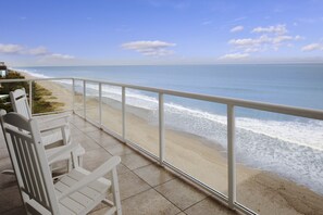 Zimmer, 2 Queen-Betten, Balkon, Meerblick