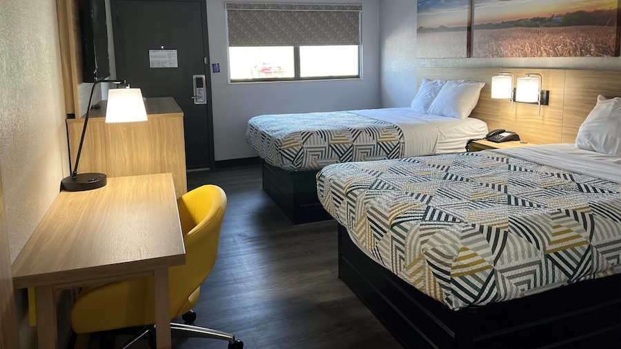 Days Inn by Wyndham Kansas City Northeast