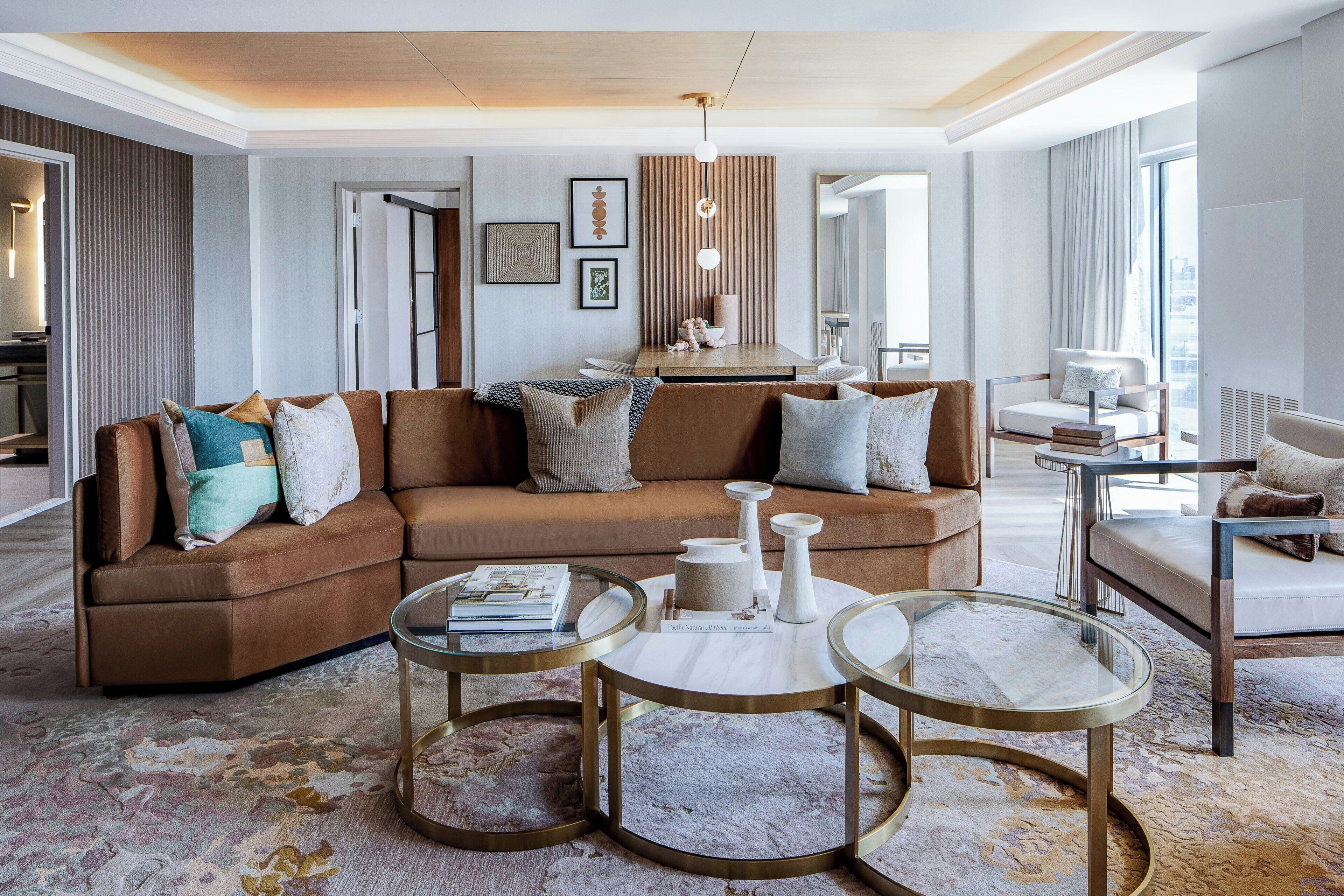 Televisión de pantalla plana de 48 pulgadas con canales vía satélite 