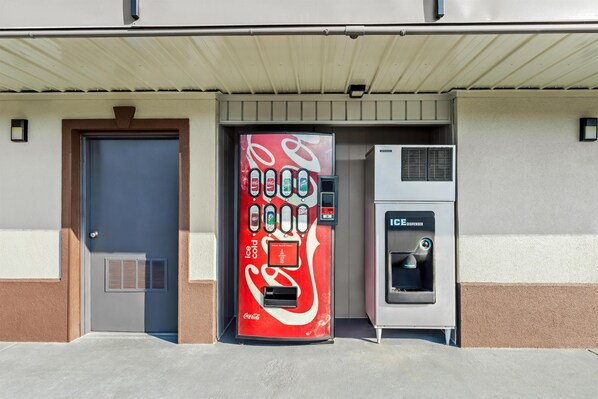 Property amenity - Americas Best Value Inn Indianola (Indianola)