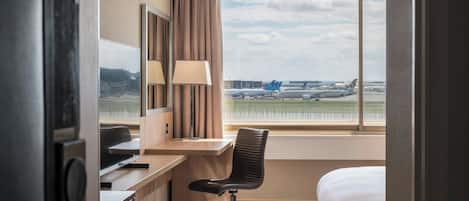 Superior Room, 1 Queen Bed, Non Smoking (View) | 1 bedroom, hypo-allergenic bedding, in-room safe, individually furnished