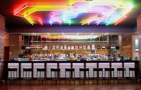 Serves breakfast, lunch, and dinner. Renaissance London Heathrow Hotel