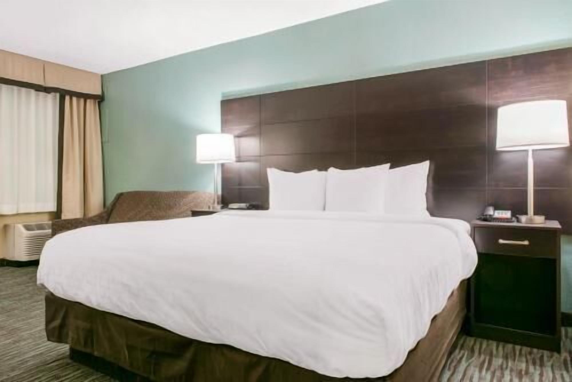 In-room safe, iron/ironing board, free cribs/infant beds, free WiFi