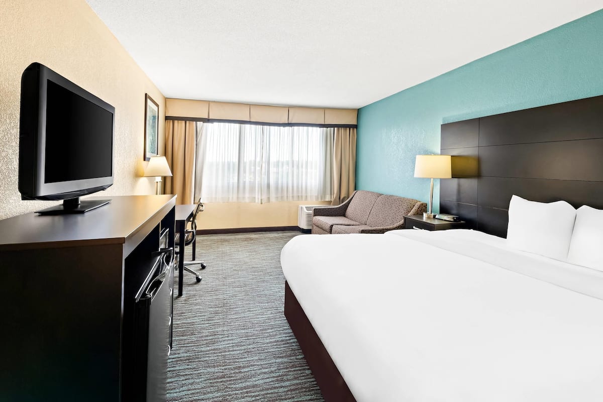 In-room safe, iron/ironing board, free cots/infant beds, free WiFi