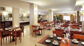 Breakfast, lunch and dinner served