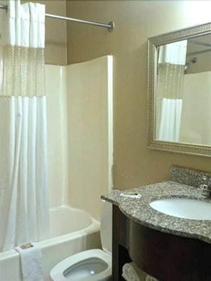 Combined shower/tub, eco-friendly toiletries, hair dryer, towels