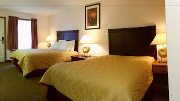 Desk, laptop workspace, iron/ironing board, rollaway beds