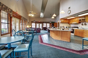 Breakfast area