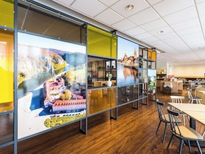 Daily buffet breakfast (EUR 17 per person)