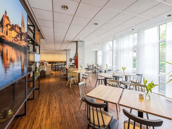 Exterior - ibis Regensburg City (Regensburg)