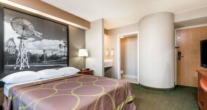 Super 8 by Wyndham Jasper