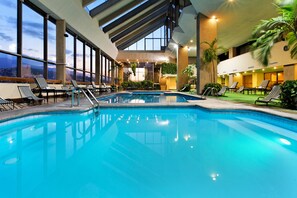 Indoor pool, pool loungers