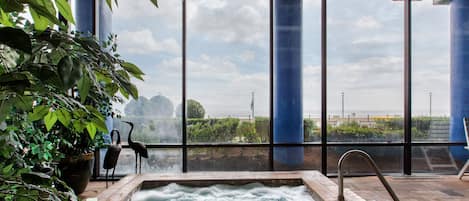 Bain à remous intérieur