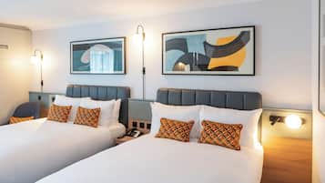 Hypo-allergenic bedding, in-room safe, desk, laptop workspace