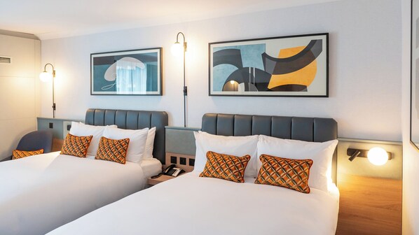 Hypoallergeen beddengoed, een kluis op de kamer, een bureau