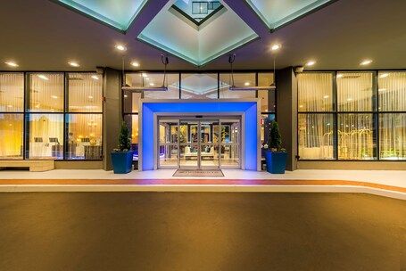 Sonesta White Plains Downtown - Image 3