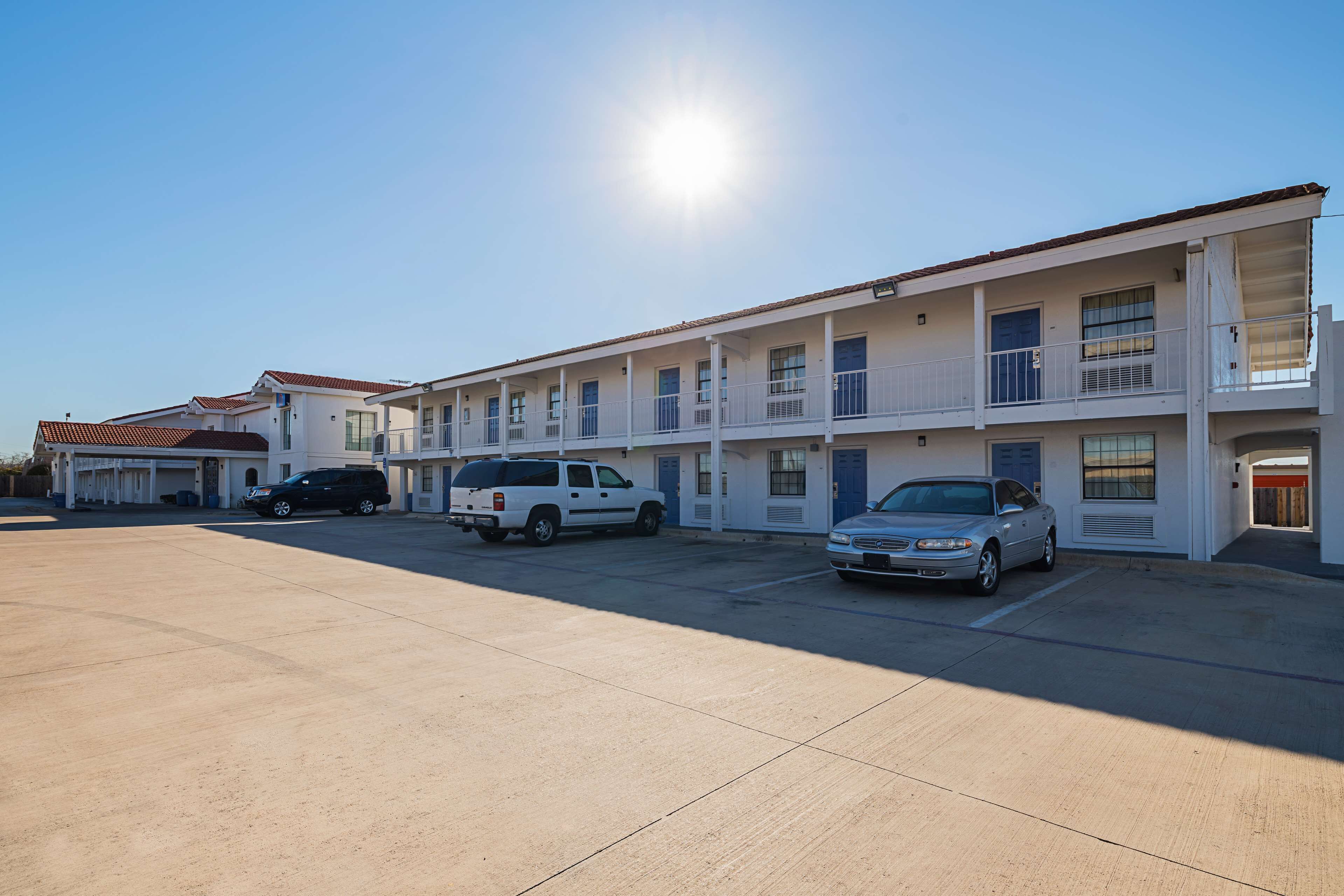 Foto - Motel 6-Grand Prairie, TX - Interstate 30