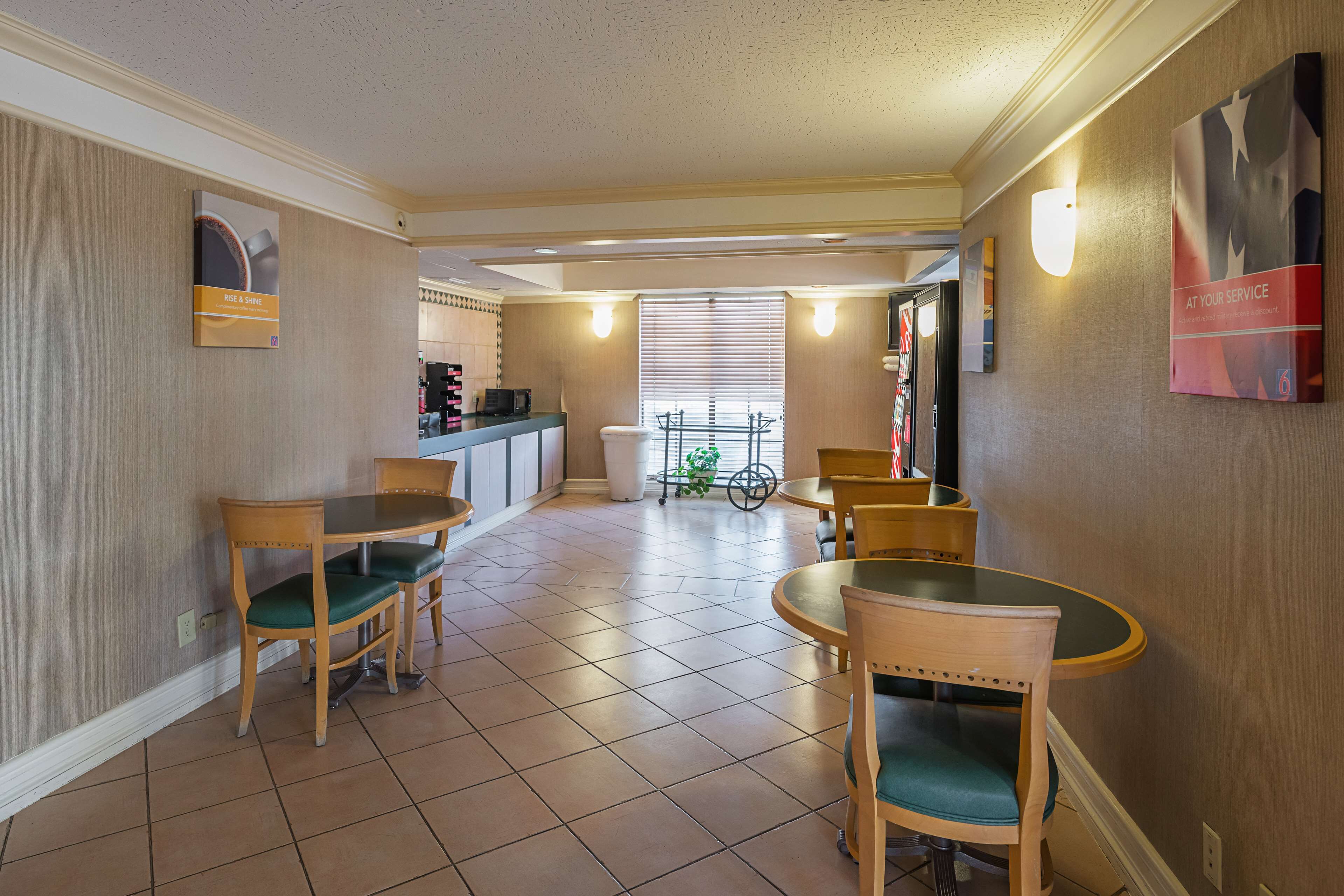 Foto - Motel 6-Grand Prairie, TX - Interstate 30