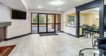 Econo Lodge Clinton