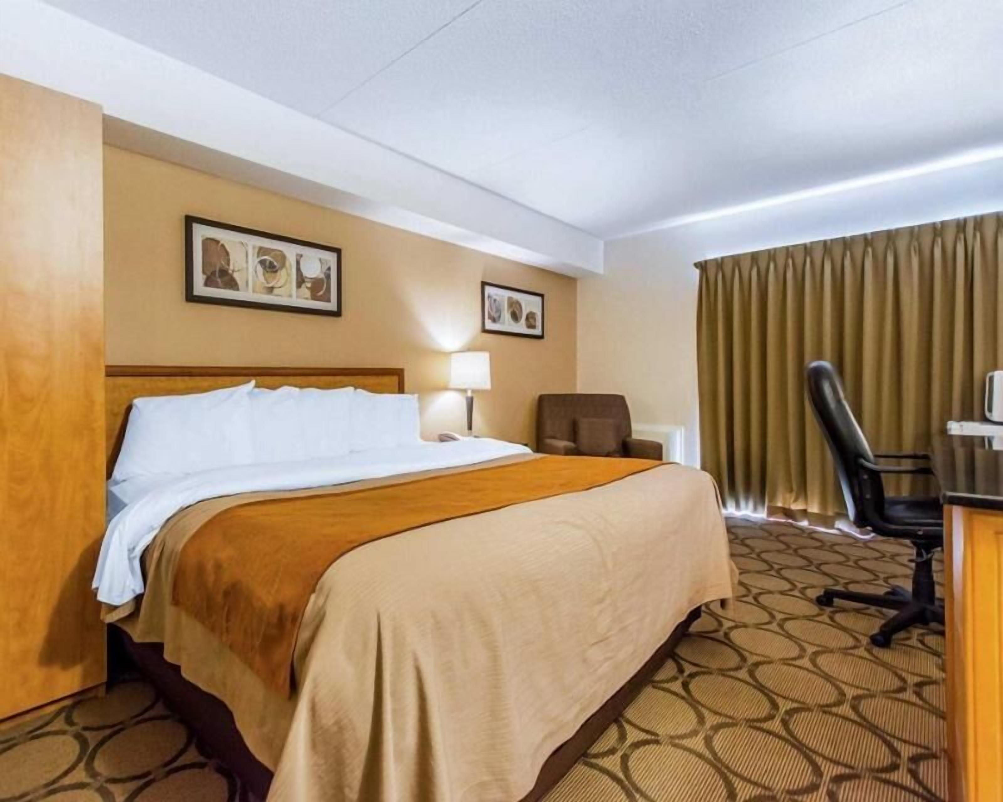 Premium bedding, pillowtop beds, desk, iron/ironing board
