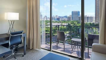 Room (Diamond Head View) | City view
