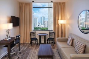 Luxury Suite, 1 Bedroom, Kitchen | Pillowtop beds, in-room safe, blackout drapes, iron/ironing board