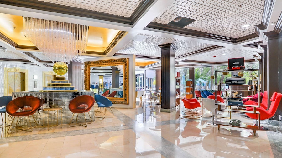 Chateau Mar Golf Resort, Trademark Collection by Wyndham